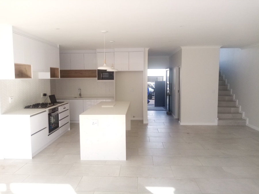 4 Bedroom Property for Sale in Sandown Western Cape